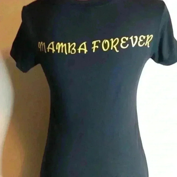 Kobe Bryant print girls small - Picture 2 of 3